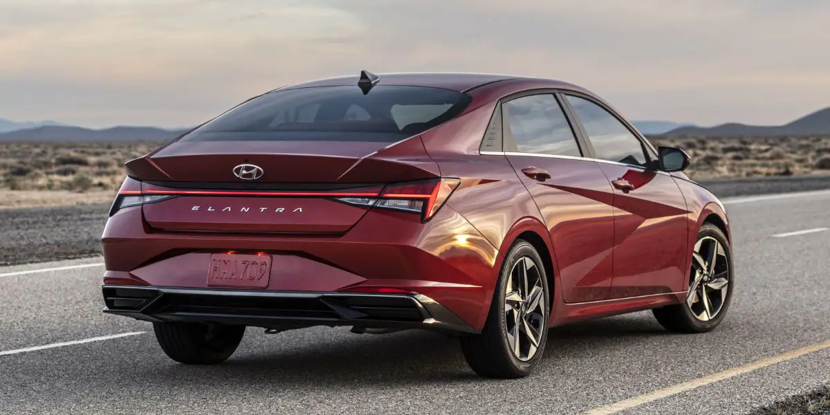 Hyundai Elantra vs Sonata Which Sedan Should You Pick? Motorborne