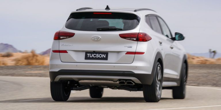 Hyundai Tucson Vs Honda CR-V: The CR-V Meets Its Challenger - Motorborne