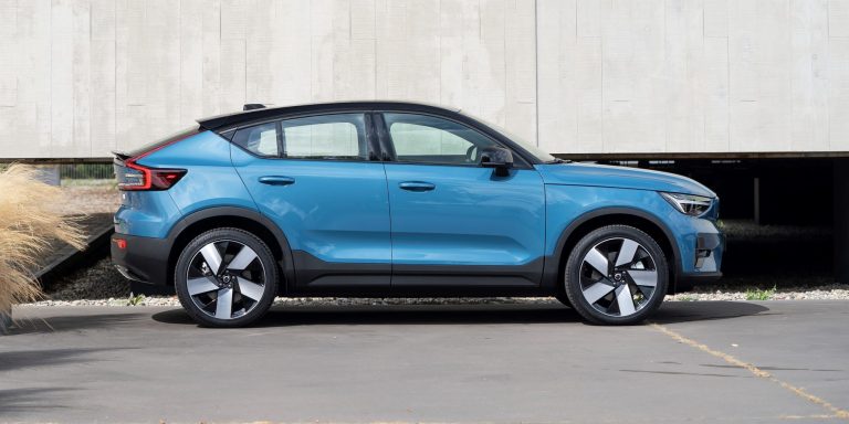 Volvo C40 vs XC40: When Style Costs You More - Motorborne