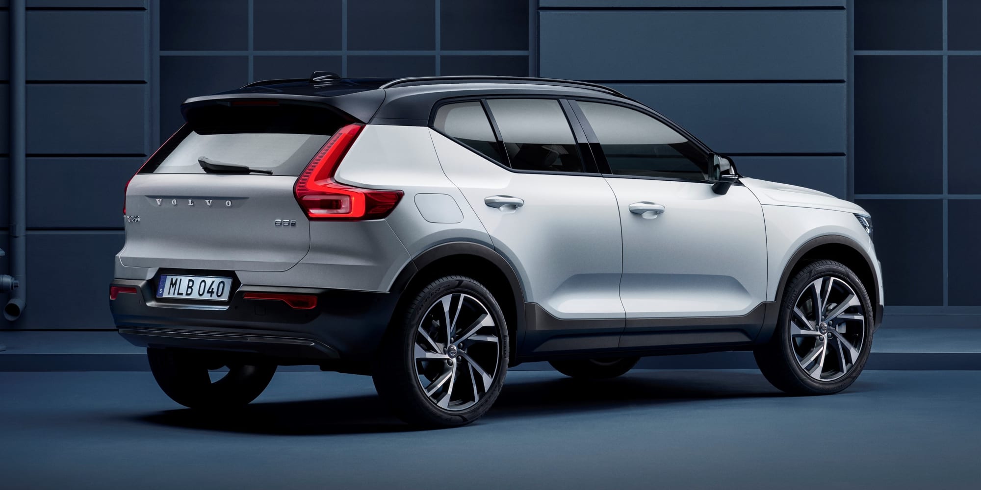 Volvo C40 vs XC40 When Style Costs You More Motorborne